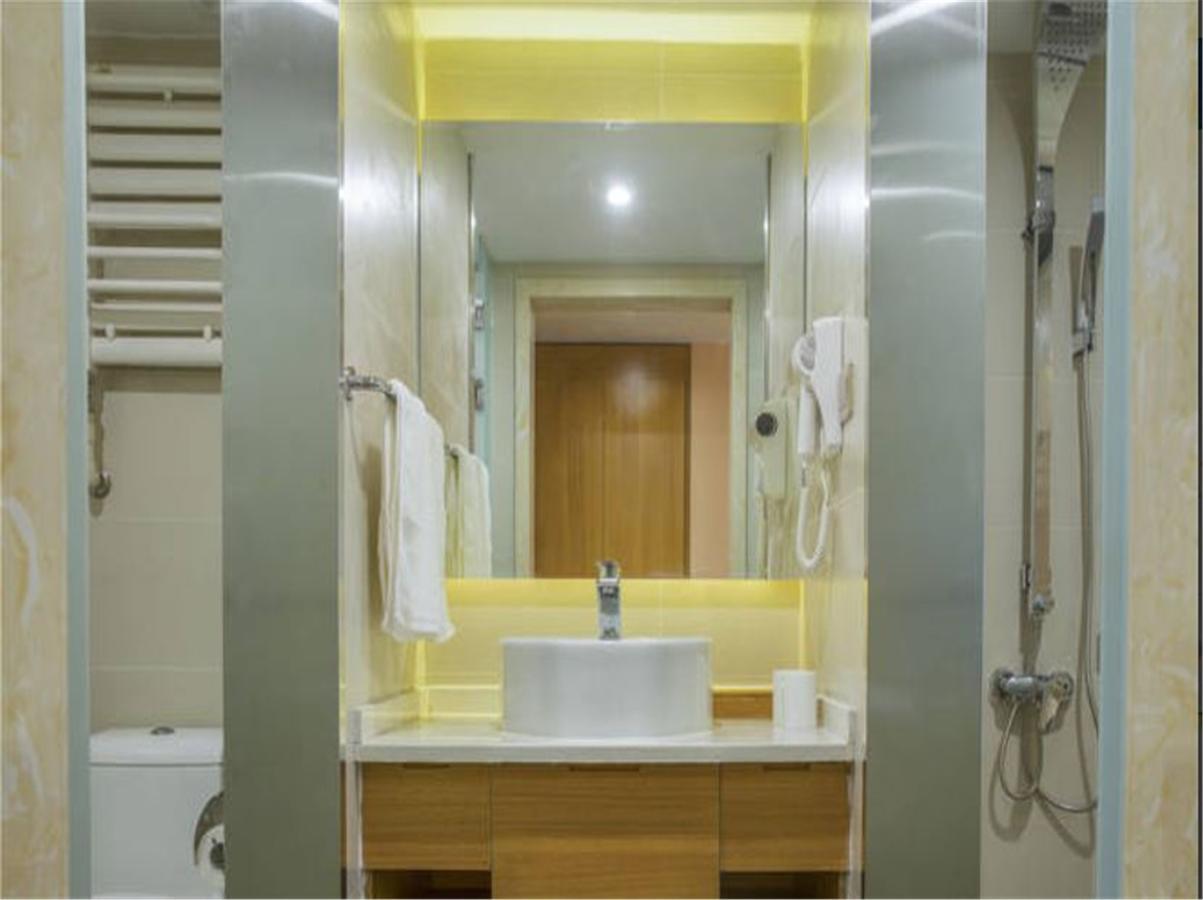 Starway Hotel Hotel Xian North Coach Station Экстерьер фото